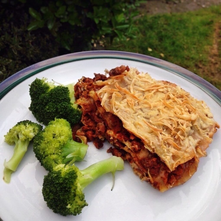 A vegan take on a traditional lasagne, layers of vegan white sauce, vegan mince, pasta and topped with vegan cheese. 